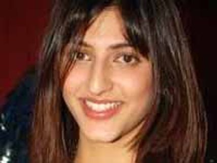 Shruti Hassan making Mumbai her home