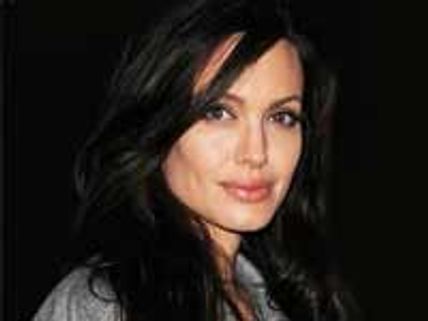 Jolie planning to adopt Haiti quake kid
