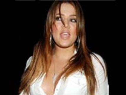 Khloe Kardashian wants to make “solo sex tape”!