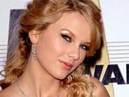 Taylor Swift fired for possum feeding act in Australia