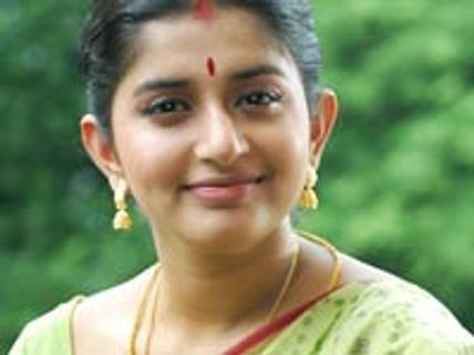 Meera Jasmine compares Malayalam movies to board exams