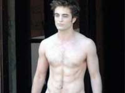 Girls ask me to bite them on the neck: Robert Pattinson