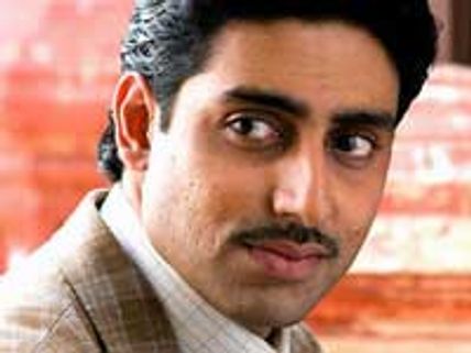 Abhishek Bachchan abandons Mumbai Mirror 