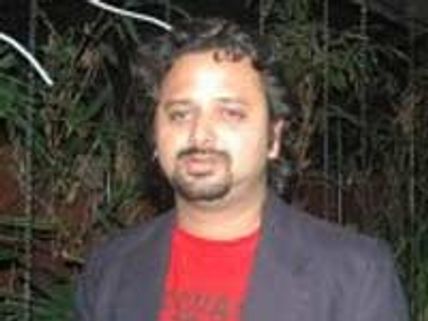 Nikhil Advani to include Pakistani cricketers