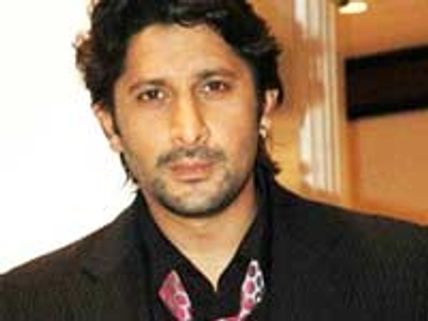 Arshad Warsi in a relationship with Dia Mirza?