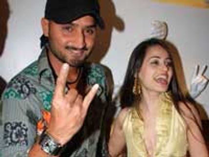 Harbhajan-Basra to marry soon?