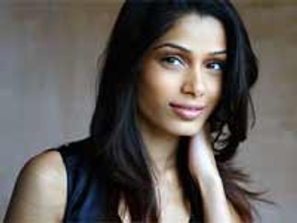 Freida Pinto denies Bond girl rumours