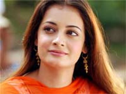 Arshad and I talk what we believe in - Dia Mirza