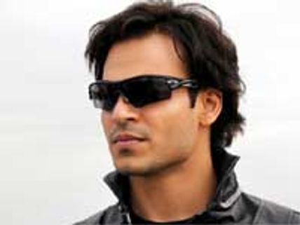 Vivek Oberoi dubs in Tamil for Prince
