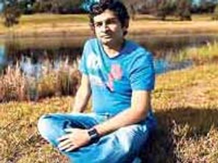 Dj Sandy returns to Mumbai!