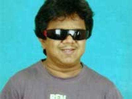 King Kong turns hero in Onnara Kallan!