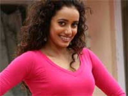 I'm game for a two piece bikini - Shreya Narayan