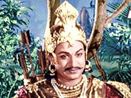 Radio Mirchi hunts for Dr. Rajkumar's Ardent Fan 