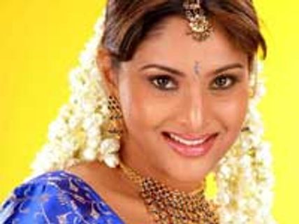 Ramya bags IFA's 'Star of the Decade'