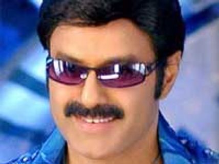 Balayya to star in Paramaveera Chakra