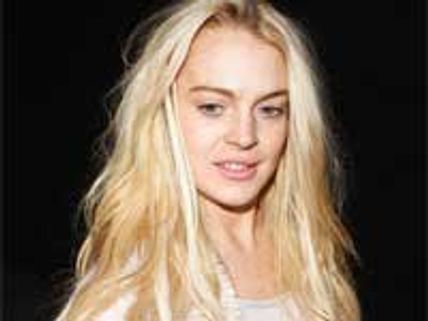 Lindsay Lohan gets bail, escapes arrest