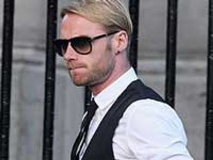 Love-rat Ronan Keating tries to win back wife
