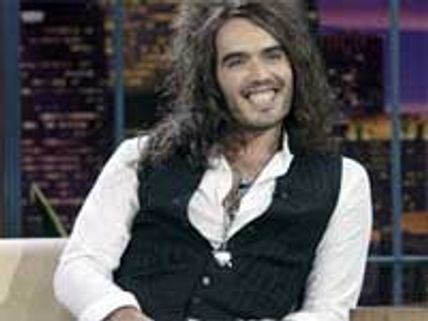 Russell Brand not inviting dad for his wedding