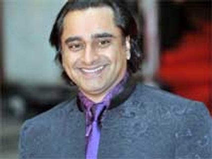 Sanjeev Bhaskar to play Indian doctor in BBC drama
