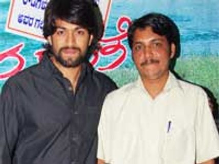 Yash all excited about Rajadhani, Modala Sala