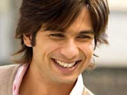 Shahid- brand ambassador of Mahindra 2-Wheelers