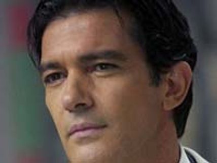 Antonio Banderas overlooks Madona's crush