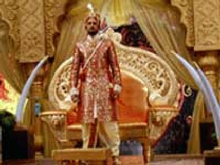 Dwarakish-Sudeep launch movie amidst controversy