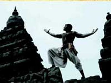 Madrasapattinam V/s Ananthapurathu Veedu on July 9