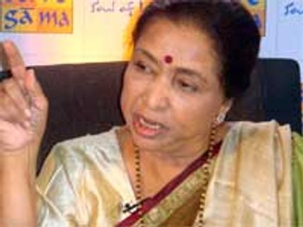 Asha Bhosle wants Aamir to play George Washington 