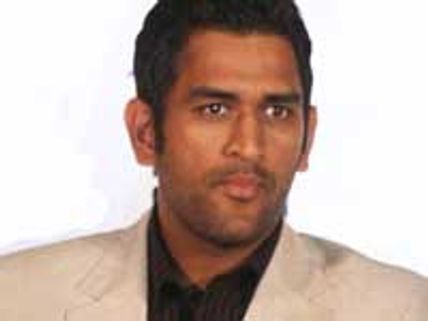 MS Dhoni's girls miss his wedding