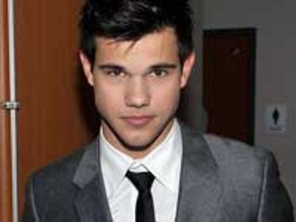 Twilight star Taylor Lautner willing to date his fan