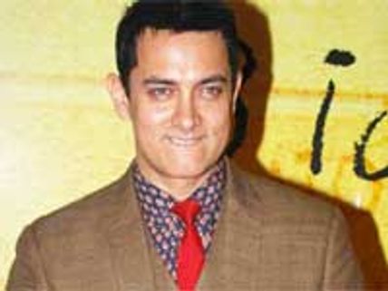 A twitter present from Anil to Aamir