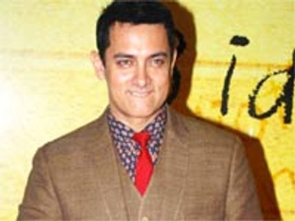Aamir beats Shahrukh in the Filmfare race