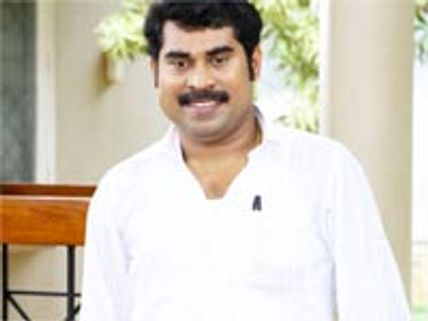 Sakudumbam Shyamala opens in 60 theatres