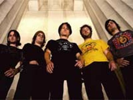 Darkest Hour band to work with Peter Wichers