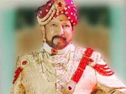 Dr. Vishnu's Aaptha Rakshaka completes 175 days