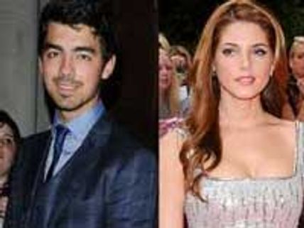 Joe Jonas, Ashley Green fuel dating rumours