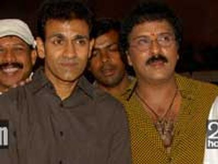 Raghu, Ravi launch Guru’s Director's Special