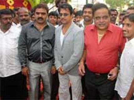 Dhruv-Radhika starrer Addhoori launched