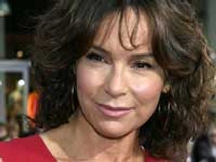 Dirty Dancing star Jennifer Grey escapes cancer