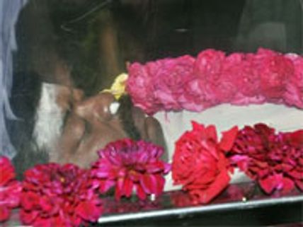 Fans mourn the death of actor Murali