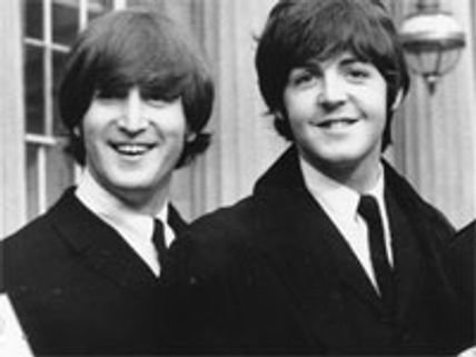 Unseen pics of Lennon-Macca's secret reunion found