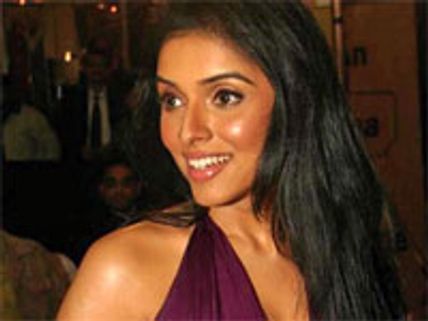 Asin provides education to an orphan