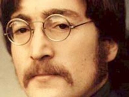 John and Yoko portrait by Leibovitz to be auctioned