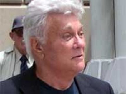 Tony Curtis dies of lung problems caused by smoking