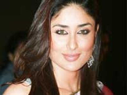 Kareena Kapoor to endorse Mahindra Scooters