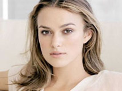 Keira Knightley's West End debut as a sexy lesbian