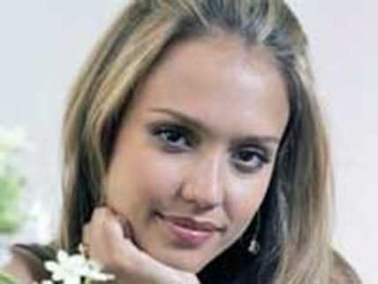 Jessica Alba's nude pregnant pictures hit the web