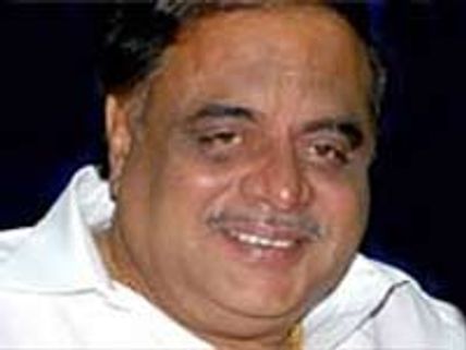 Ambareesh, Parvathamma end  KFCC row