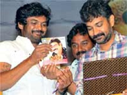 SS Rajamouli releases Nagavalli audio